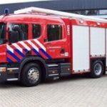 Brandweer Flevoland Nachtelijke branden: auto gaat in vlammen op en vlam in de pan