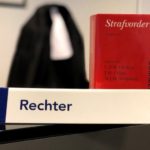 rechtbank-bord, wetboek