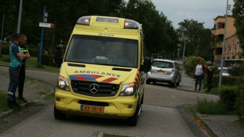 Man op fiets aangereden door auto, Jan Steenstraat in Almere