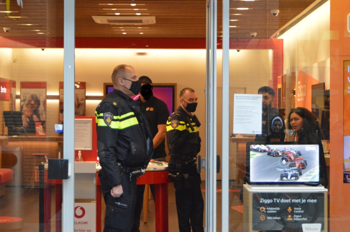 Overval op Vodafone winkel in Almere Stad