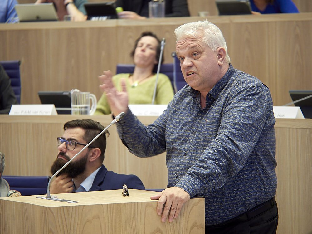 Raad van Almere, politiek, Politieke Markt