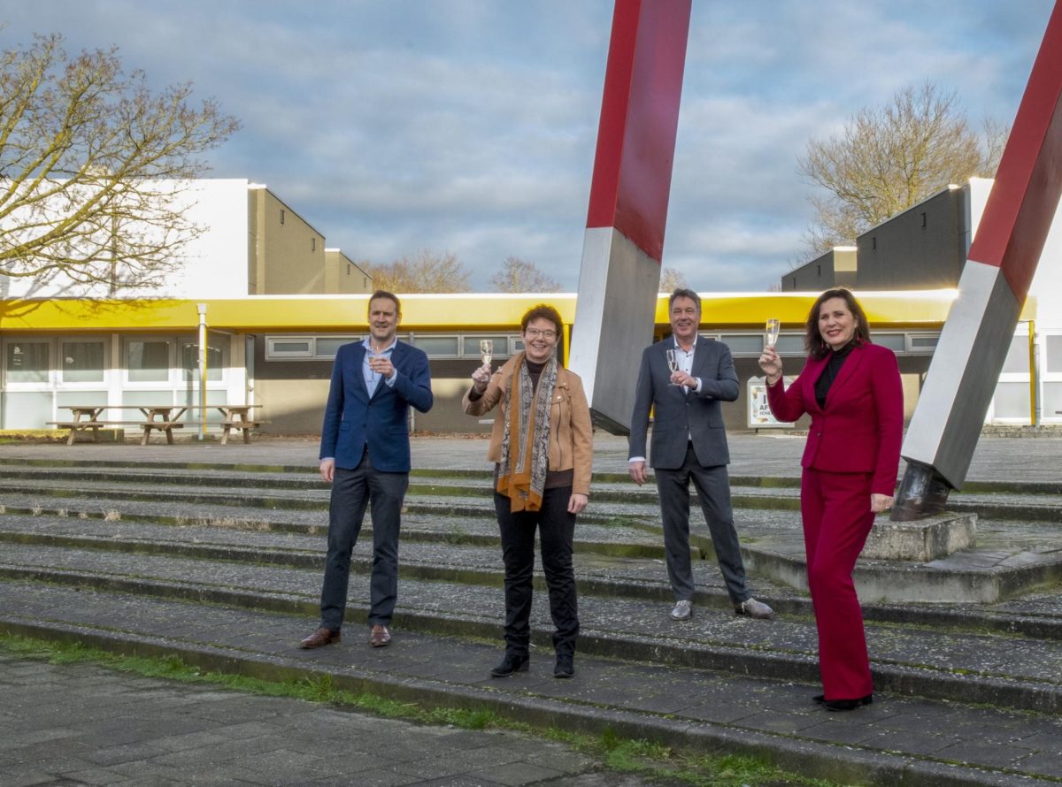 Gemeente Almere en de Almeerse Scholen Groep zetten belangrijke stap in vernieuwing De Meergronden