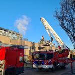 Veel rook bij brand in rijtjeswoning, Frans Duwaerstraat in Almere