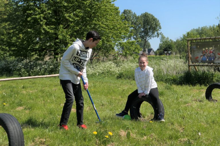 Paasei Golf gezinsuitje