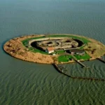 pampus-island-1