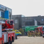 Brandweer heeft brand in bedrijfspand snel onder controle, Antennestraat in Almere