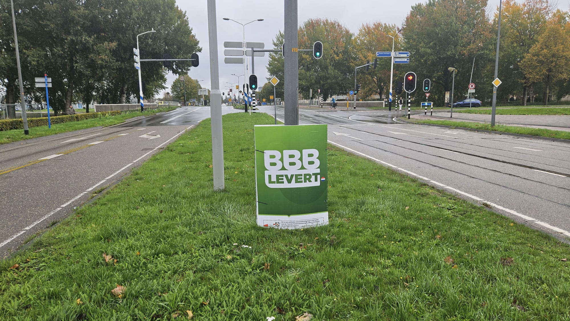 50PLUS eist handhaving in strijd met APV geplaatste BBB-verkiezingsborden