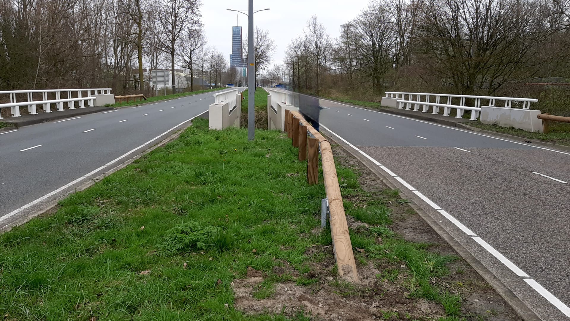 Werkzaamheden aan bruggen Veluwedreef