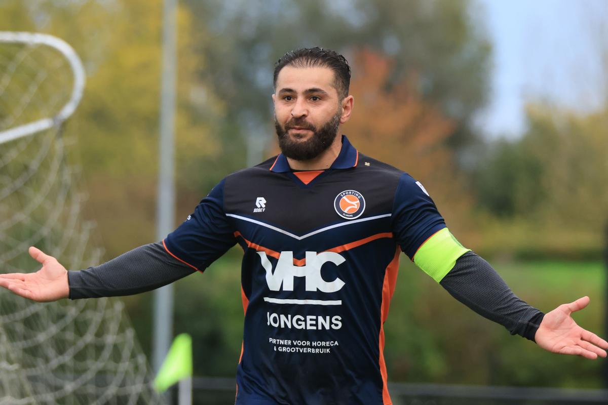 Sporting Almere kan koploper VVZ’49 niet bedwingen en verliest (3-0)
