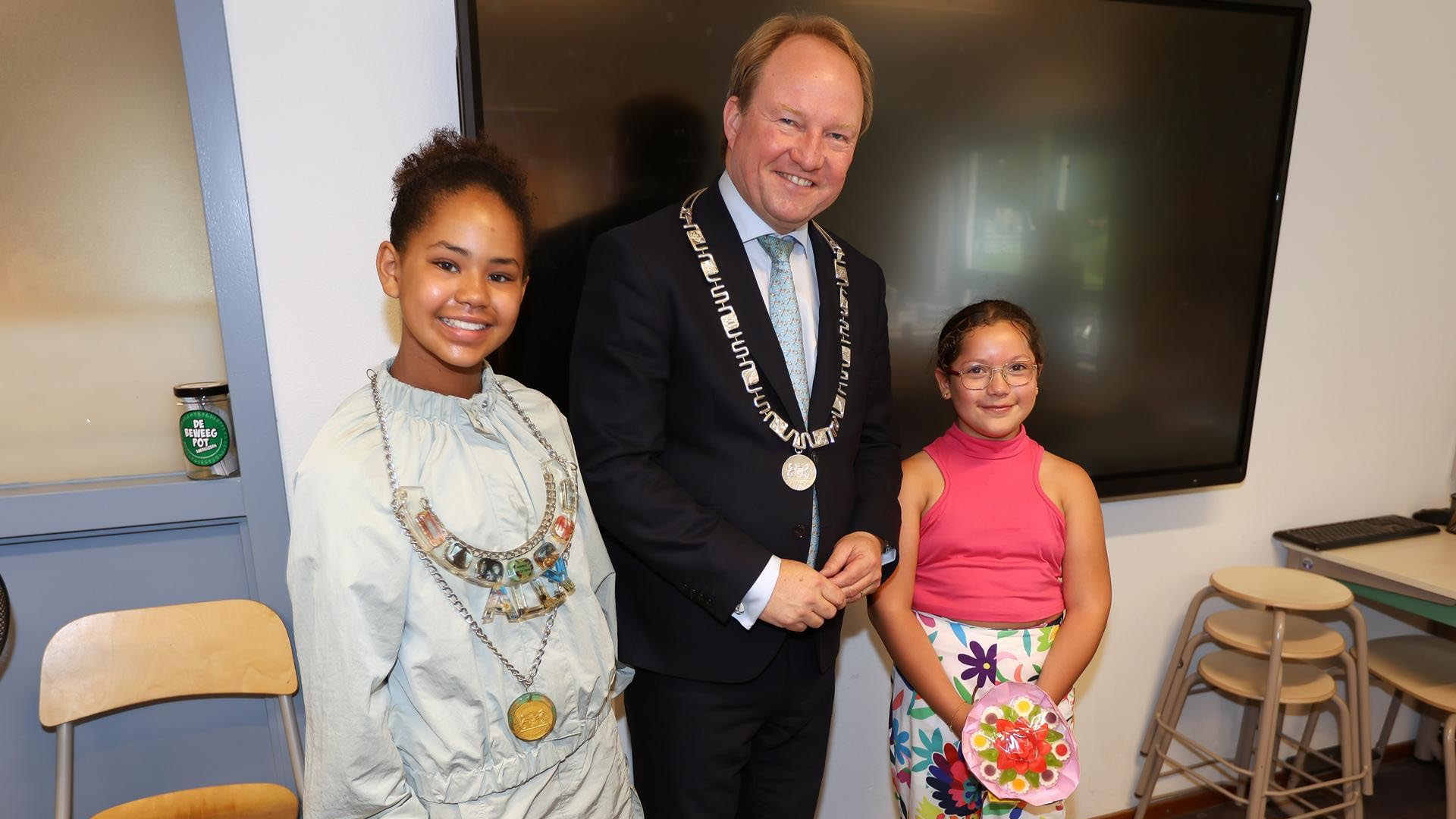Xenevieve wordt vierde kinderburgemeester van Almere 2026-2027