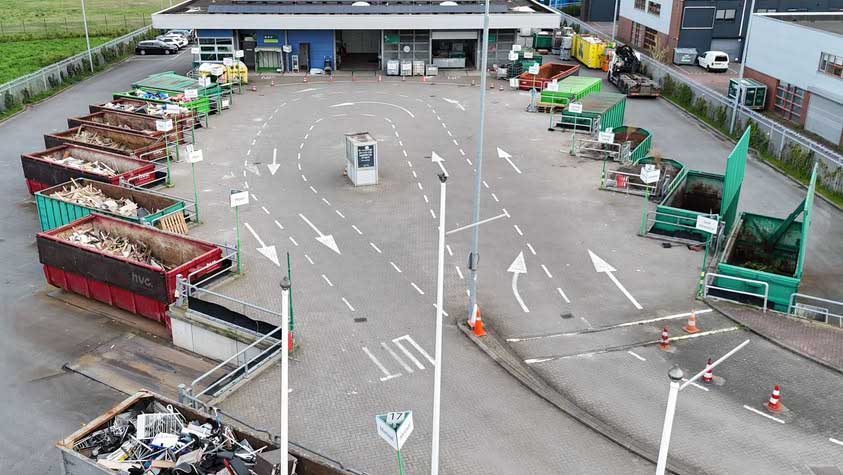 Recyclingperrons in Poort en Buiten ’s maandags weer open