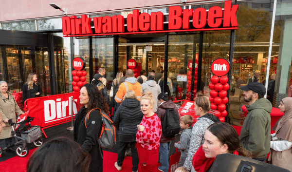 Dirk is verhuisd naar Schipperplein 4